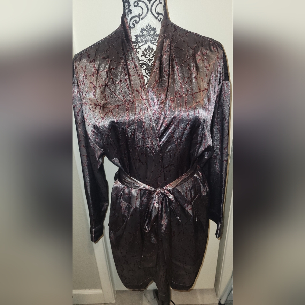 Vintage Victoria's Secret Gray Satin Short Robe Dark Red Branch Print One Size